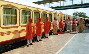 Palace on Wheels Tour